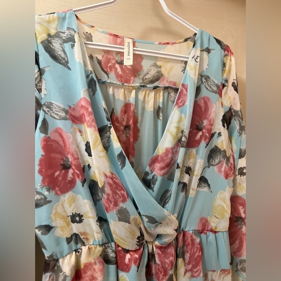 ⚫️ BOGO Peppermint blue floral sheer summer mini dress long sleeve size large - Picture 2 of 9